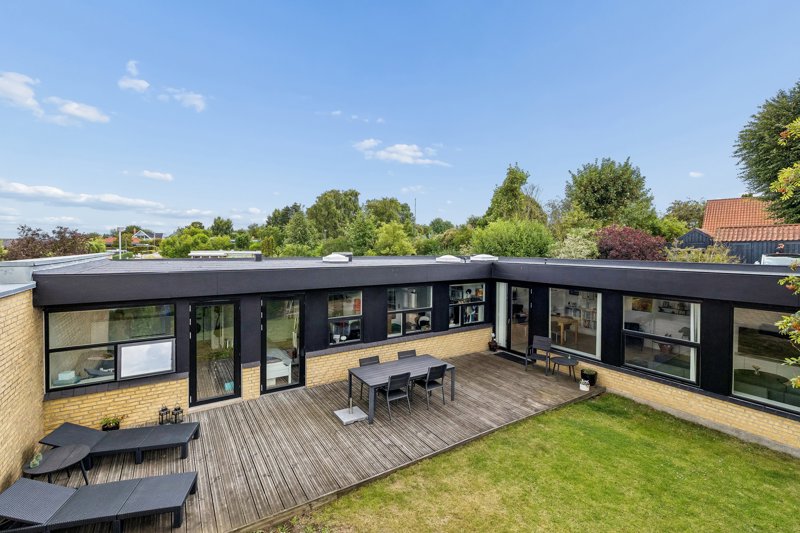 Property image number 1