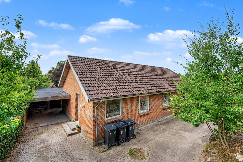 Property image number 2