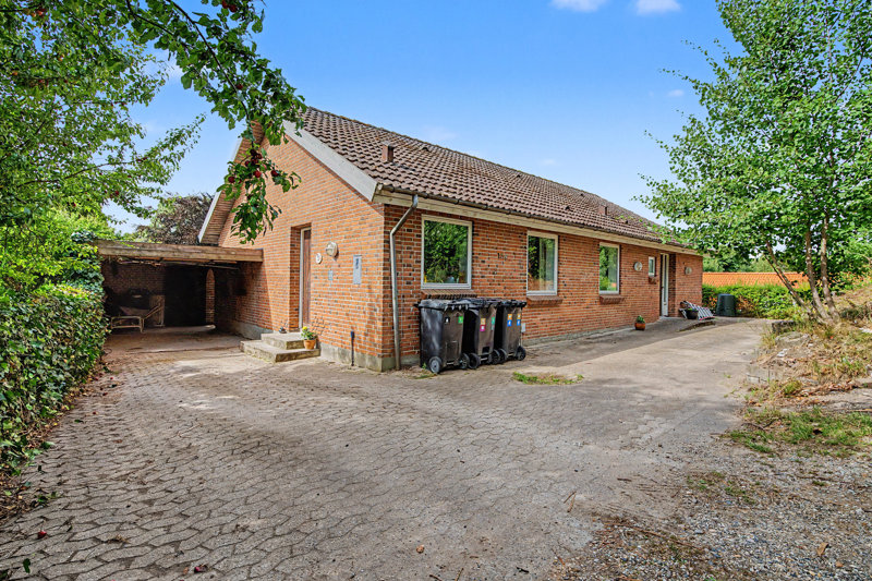 Property image number 1