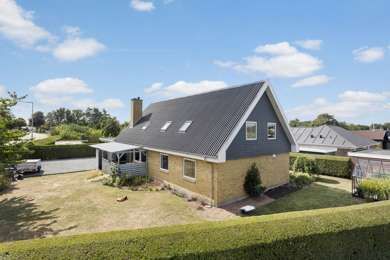Property image number 2