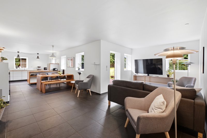 Property image number 3