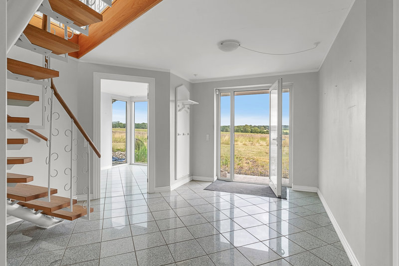 Property image number 2