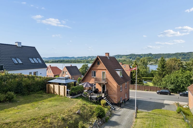 Property image number 1
