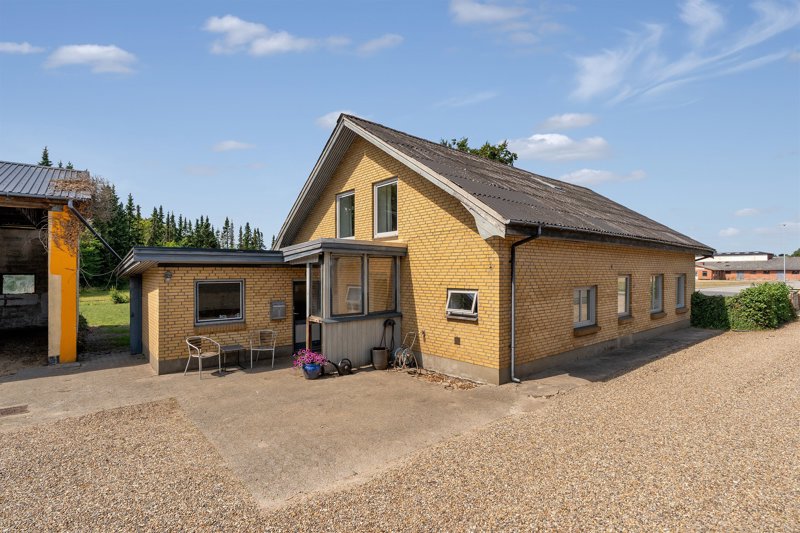 Property image number 2