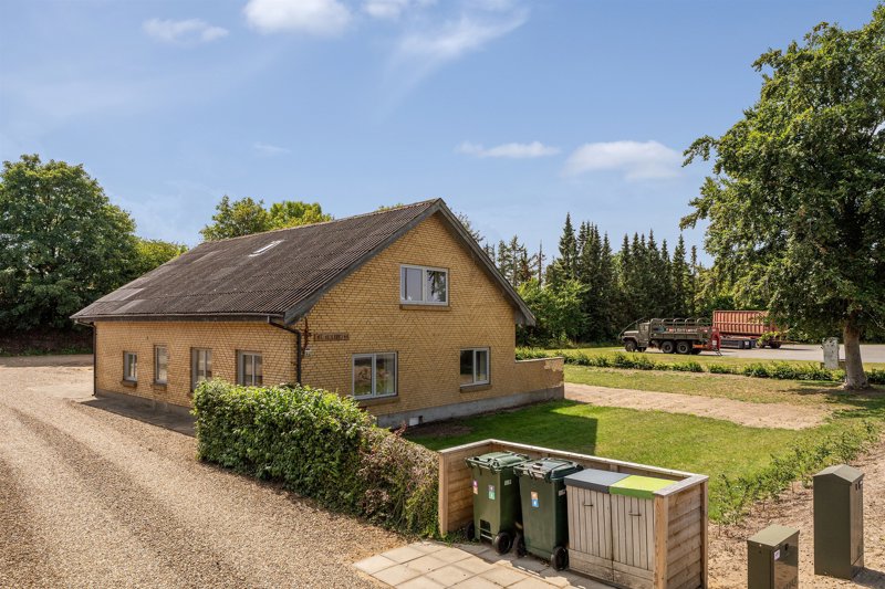 Property image number 1