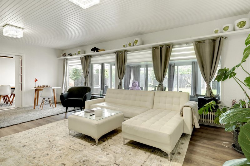 Property image number 8