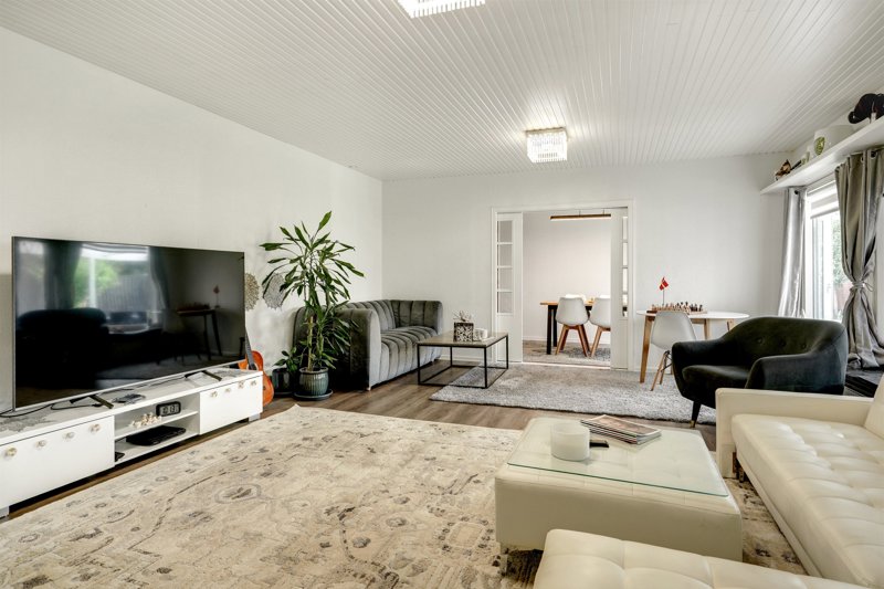 Property image number 3