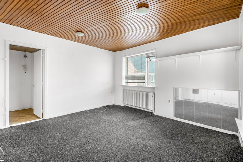 Property image number 8
