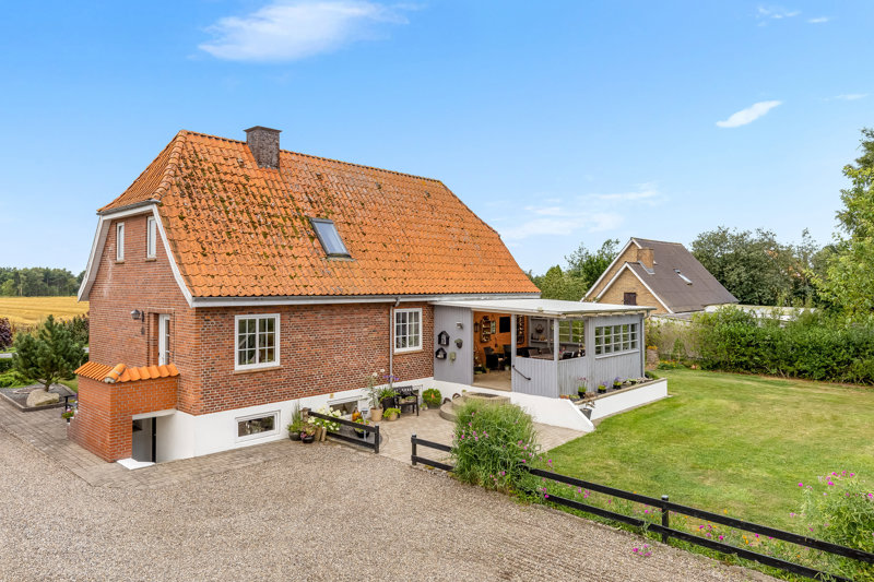 Property image number 2