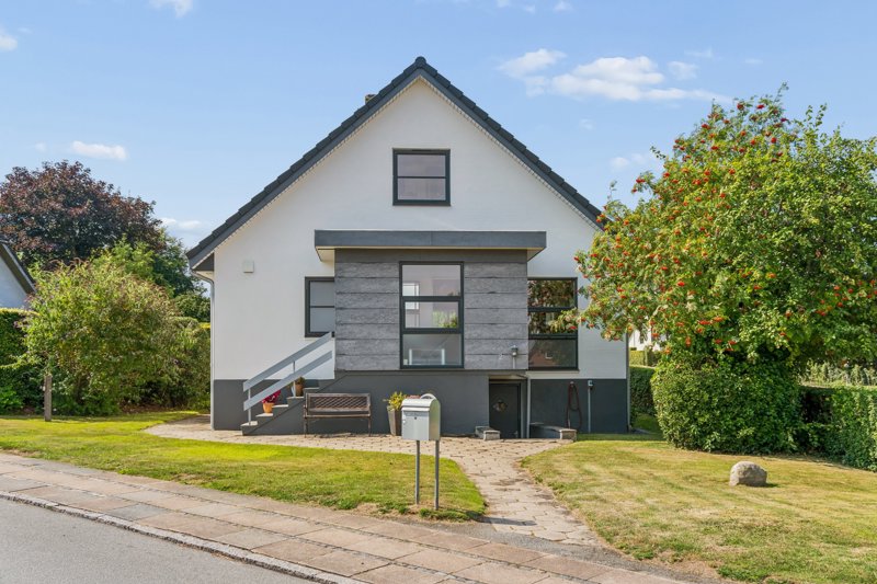 Property image number 2