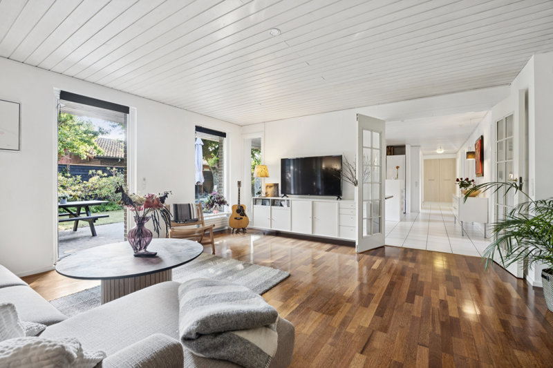 Property image number 8