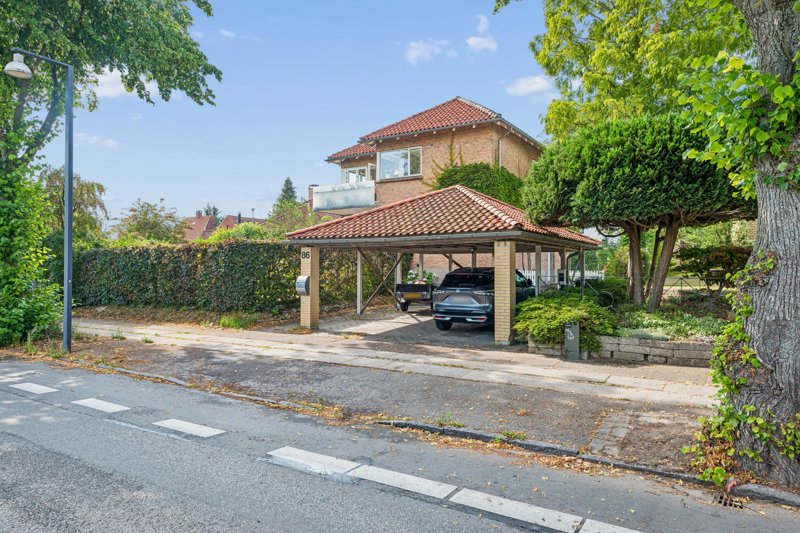 Property image number 1