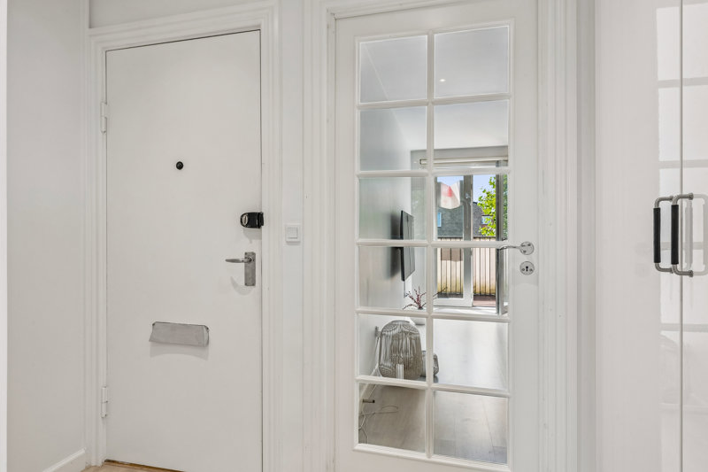 toggle-gallery-image