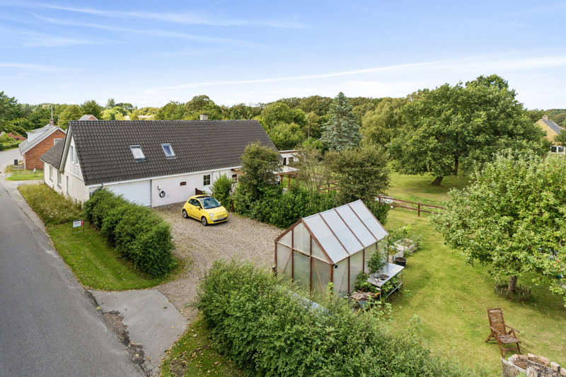 Property image number 2