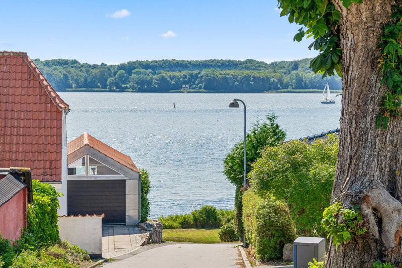 Property image number 2