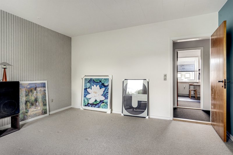Property image number 8