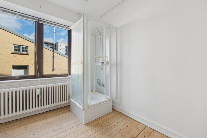 Property image number 8