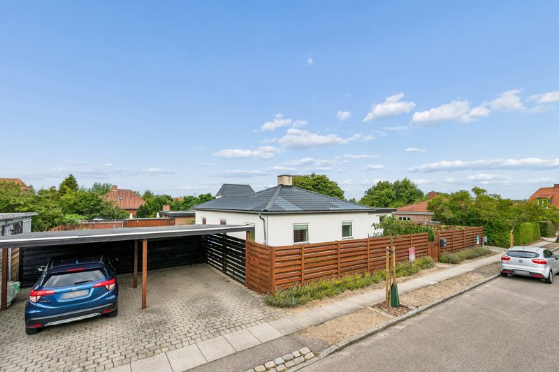 Property image number 2