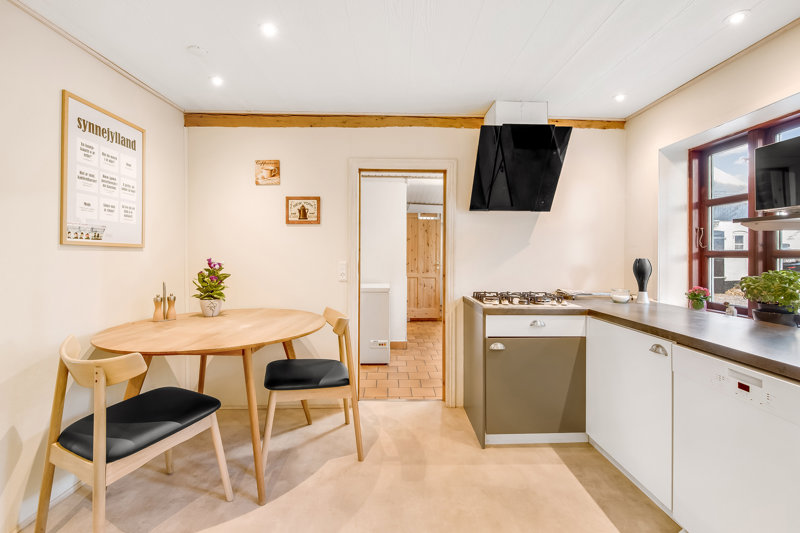 Property image number 8