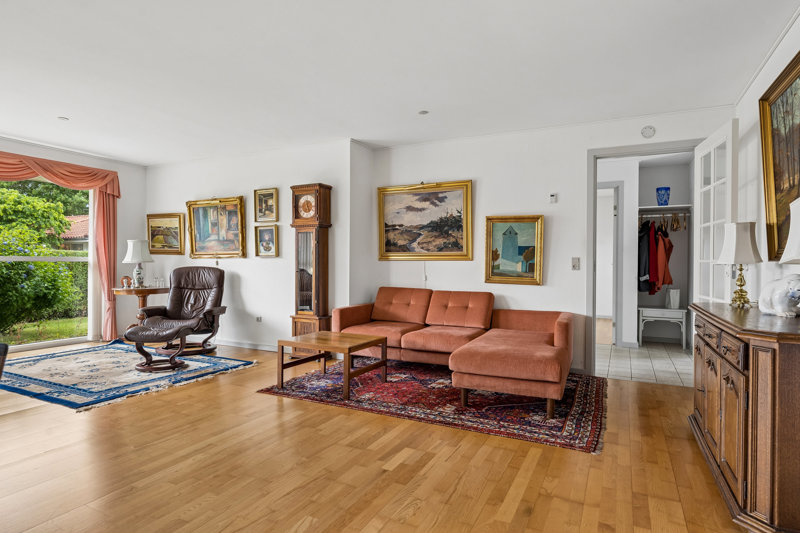 Property image number 8