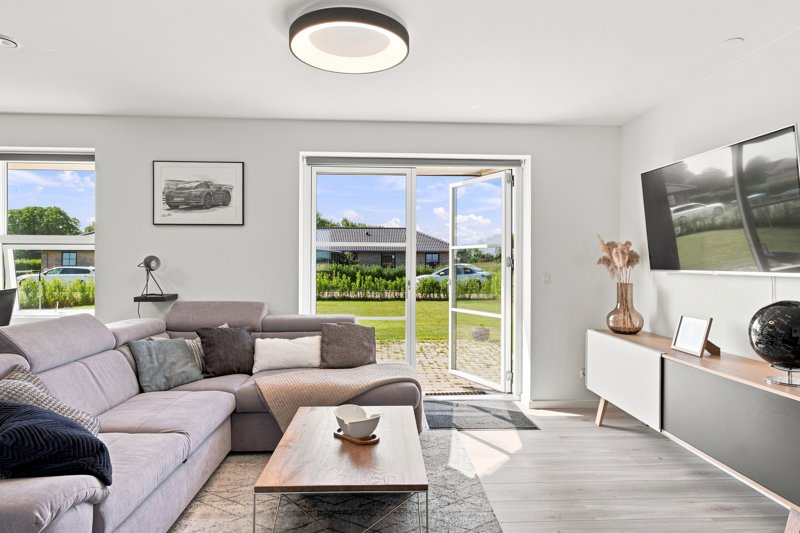 Property image number 8