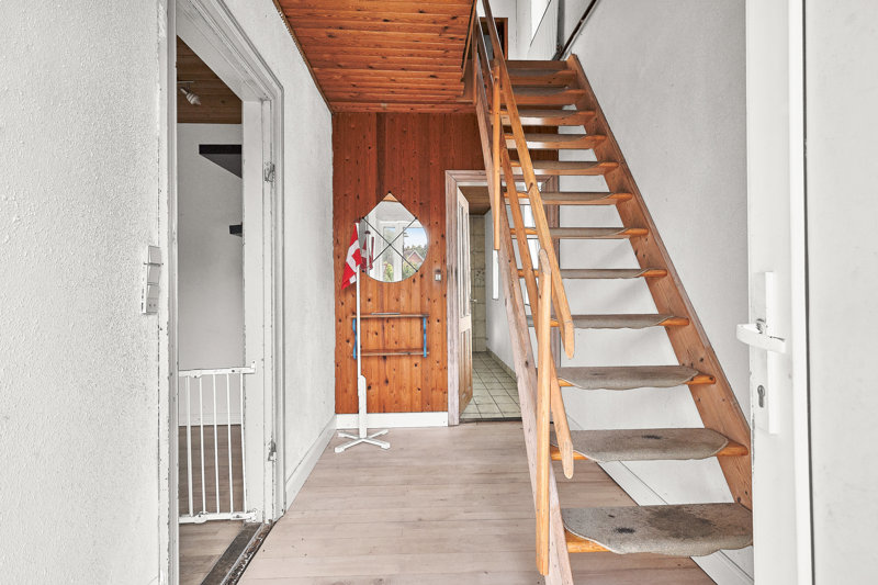 toggle-gallery-image