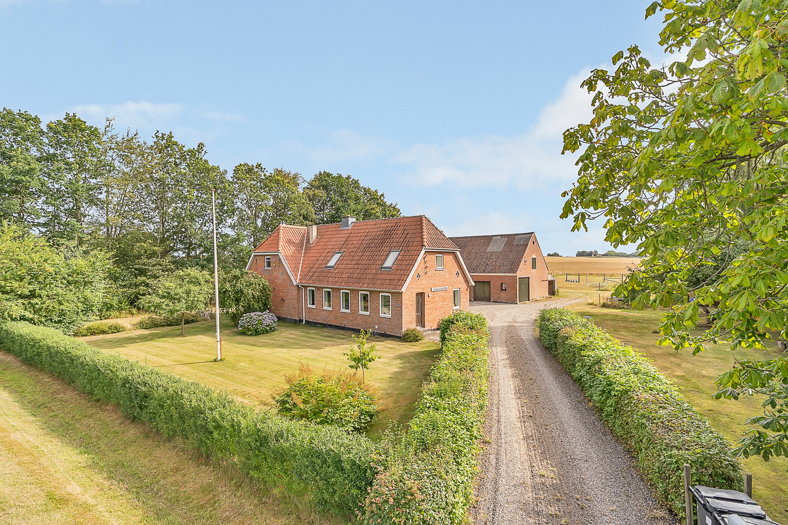 Hobbylandbrug på Randersvej 113 8990 Fårup.