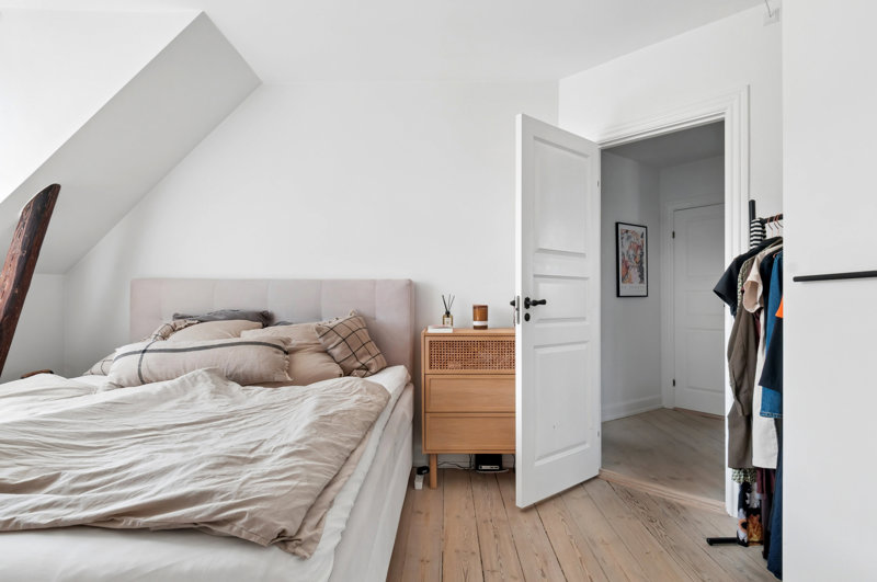 toggle-gallery-image