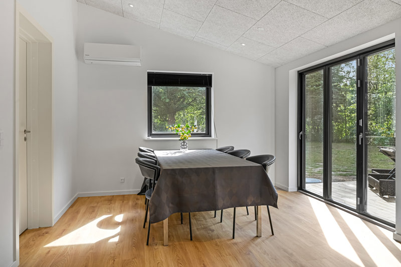 Property image number 8
