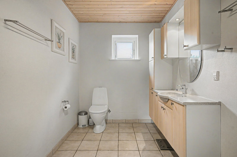 toggle-gallery-image