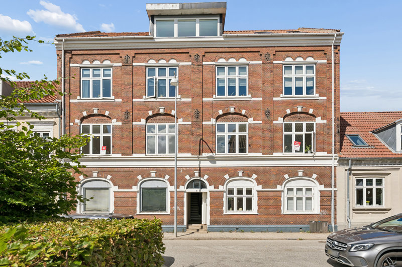 Property image number 1