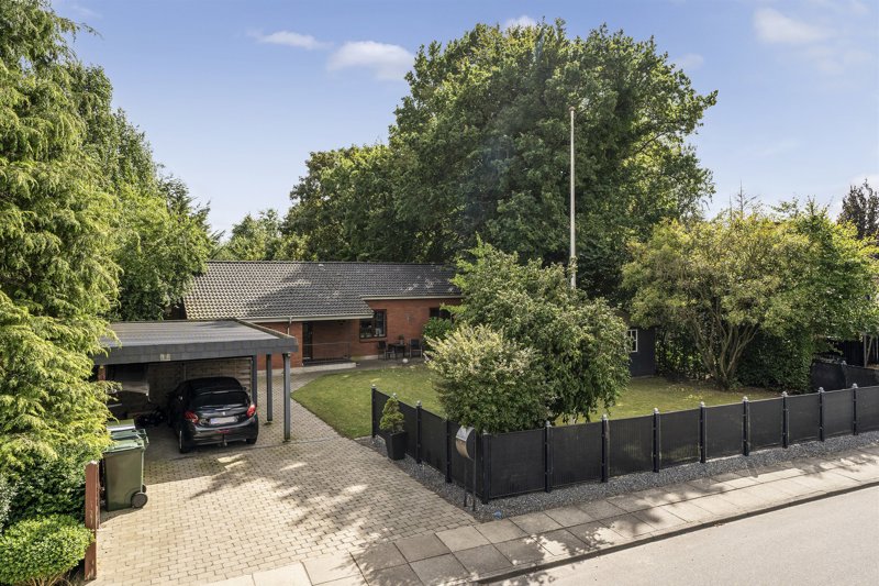 Property image number 1