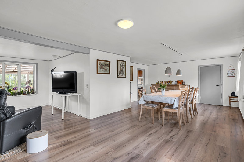 Property image number 2