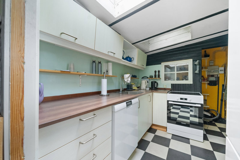 Property image number 8