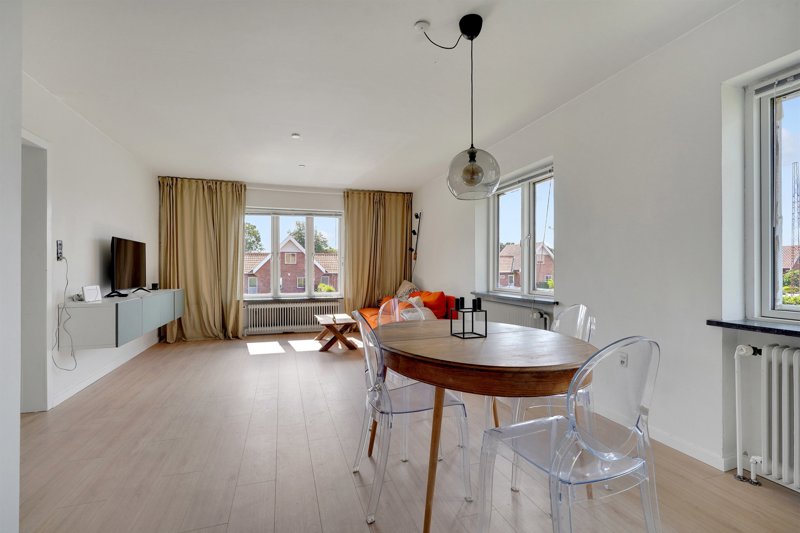 Property image number 6
