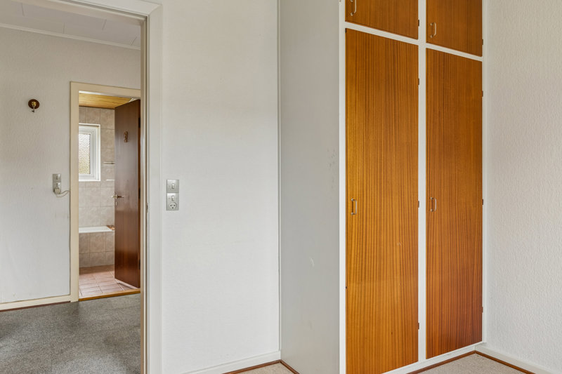 toggle-gallery-image