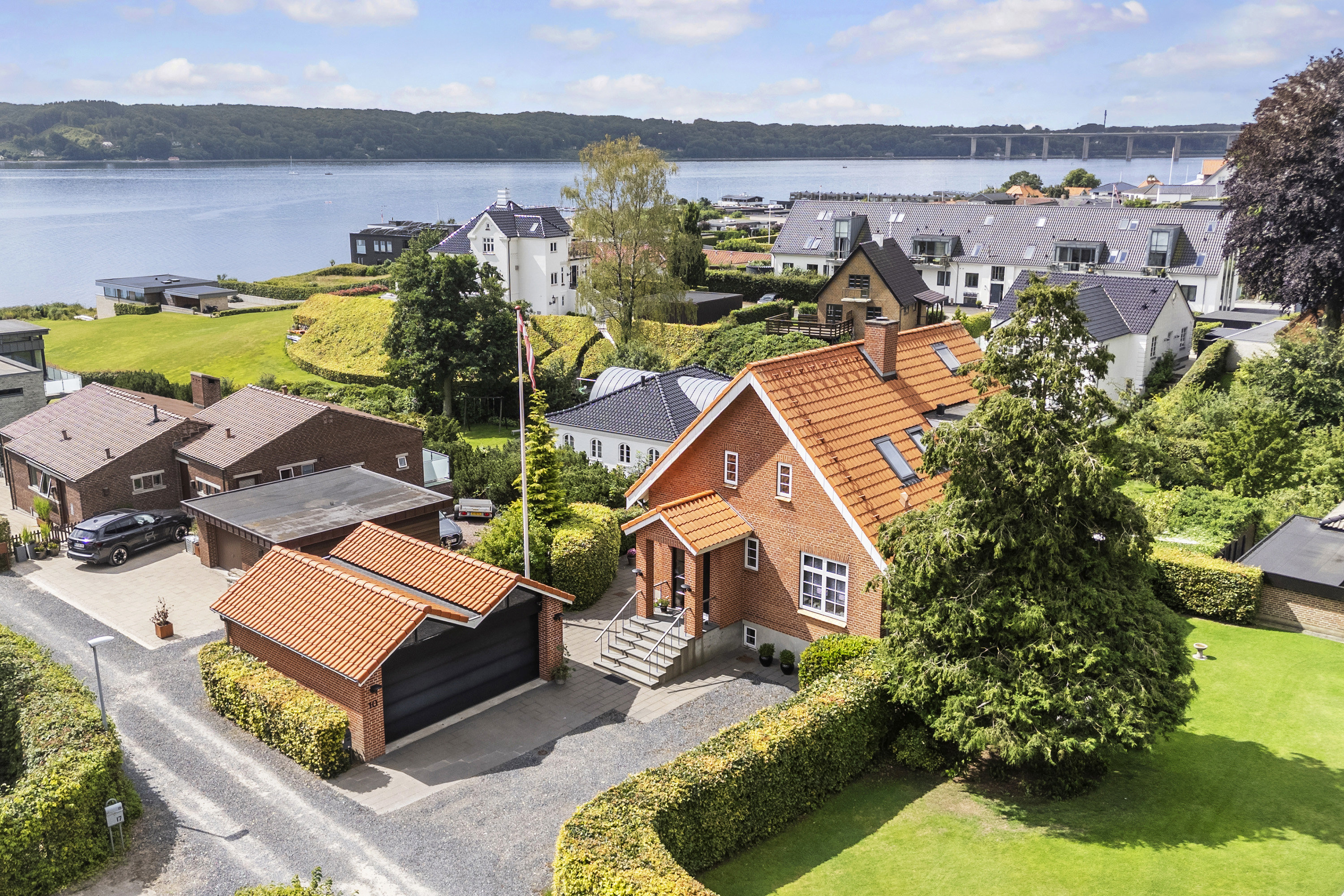 Villa på Kaptajn Bertelsensvej 10 7120 Vejle Øst.