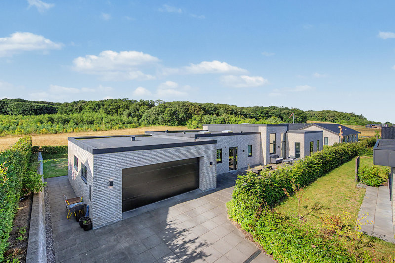 Property image number 2