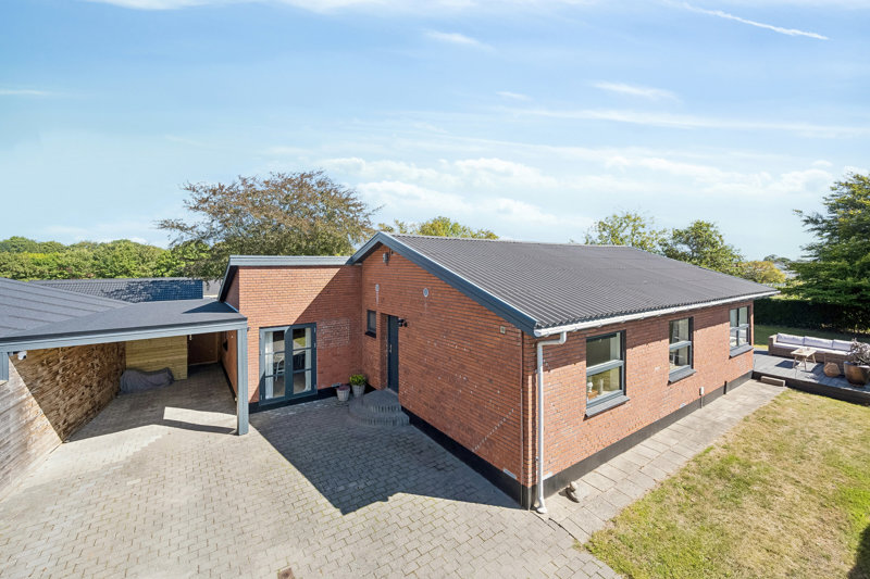Property image number 1