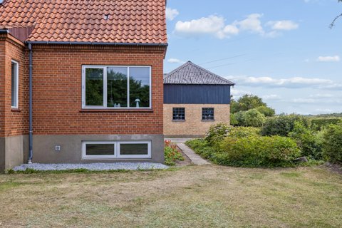 Utrolig velholdt landperle med stort potentiale