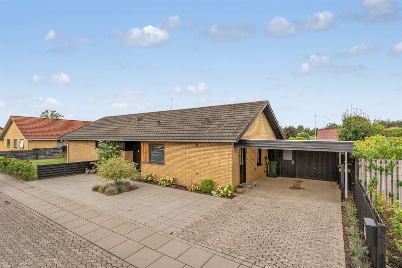 Property image number 2