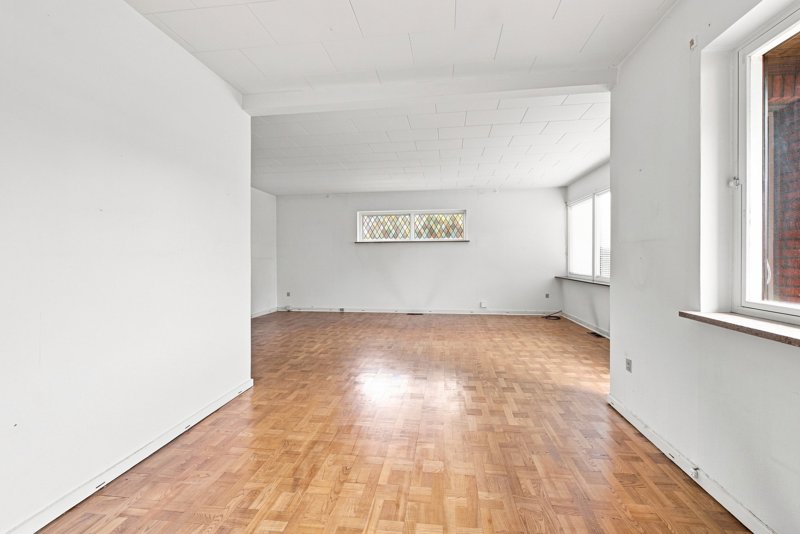 Property image number 8