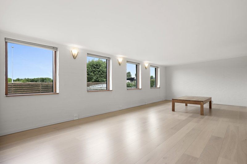 Property image number 8