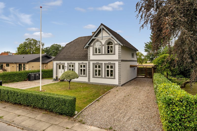 Property image number 1