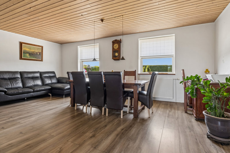 Property image number 2