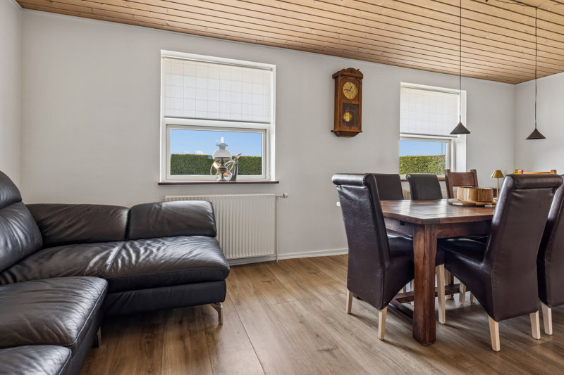 Property image number 3