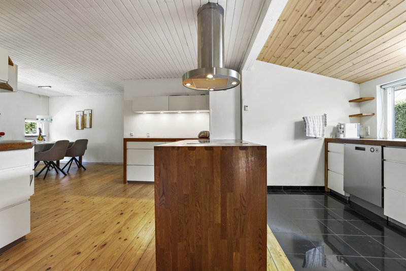 Property image number 2