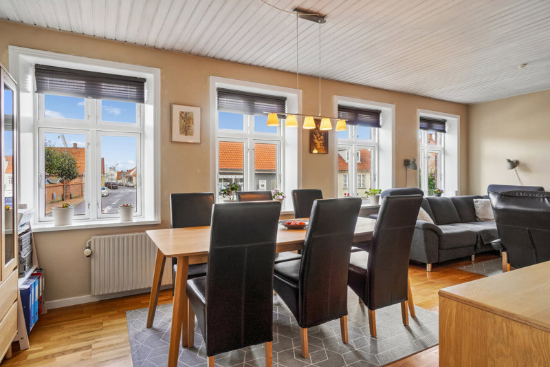 Property image number 8