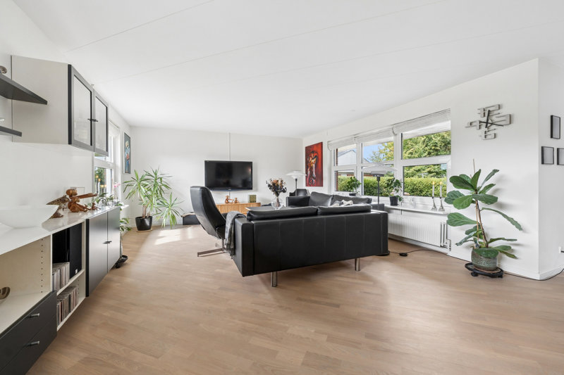 Property image number 9
