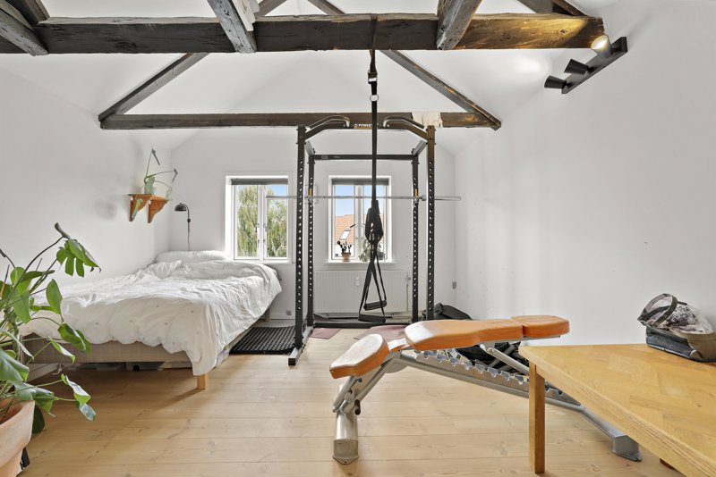 toggle-gallery-image